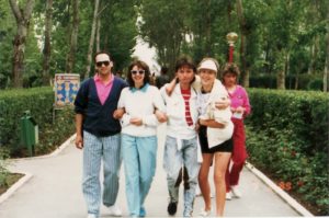 De la stanga la dreapta: Dan Creimerman, Dana Bartzer, Doru Caplescu, Silvia Dumitrescu, la cea de-a treia editie a concursului, in septembrie 1989. Arhiva: Silvia Dumitrescu