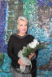 Silvia Dumitrescu la lansarea albumului Fiorul Iubirii