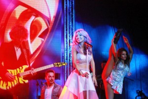 AndreeaBalan-showPolivalenta12