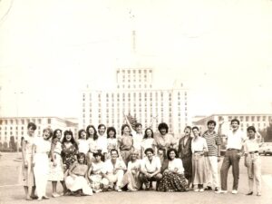 O parte dintre concurenții selectați pentru Festivalul Mamaia'88. Arhivă personală Florin Apostol.